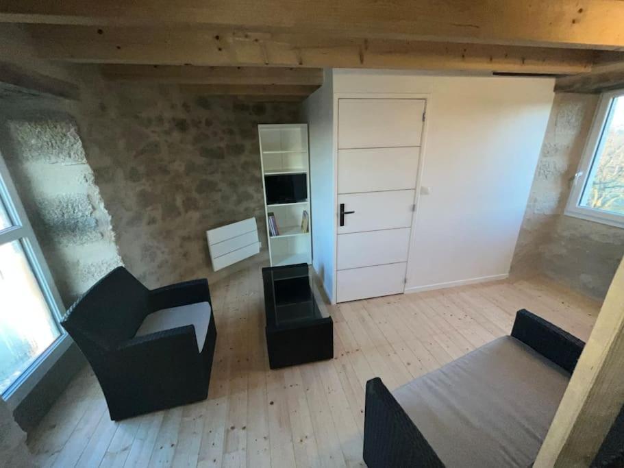 Villa Loue Ancien Moulin A Vent Avec Piscine Et Jacuzzi à Neuvy-Bouin Extérieur photo